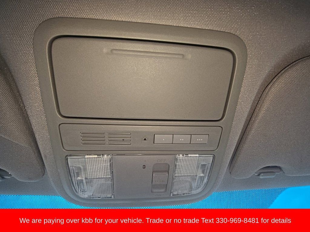 Used 2011 Honda Odyssey EX image 19