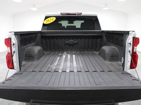 Used 2024 Chevrolet Silverado 1500 LTZ image 21