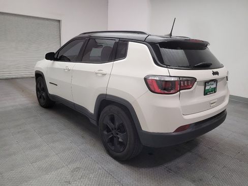 Used 2020 Jeep Compass Latitude FWD image 5