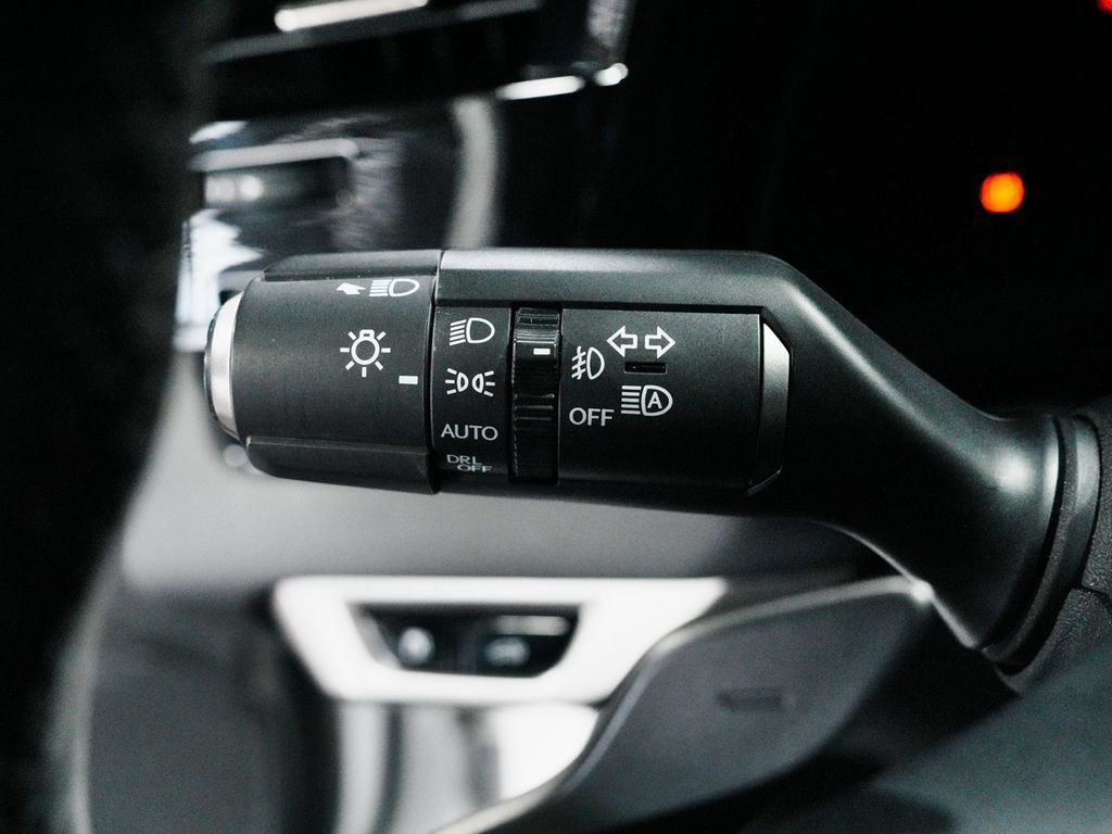 Used 2023 Lexus RX 350 Premium w/ Accessory Package AWD/4WD image 22