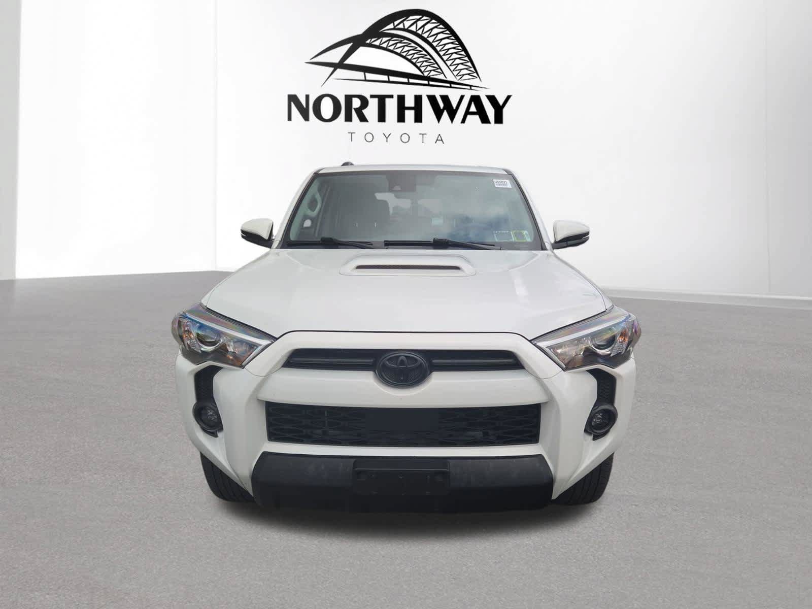 Used 2024 Toyota 4Runner TRD Off-Road Premium w/ Moonroof Package AWD/4WD image 8