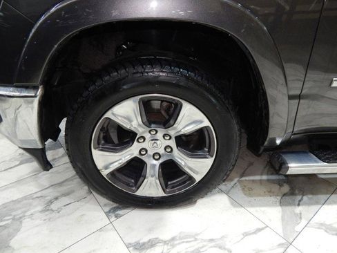 Used 2019 RAM 1500 Laramie image 11
