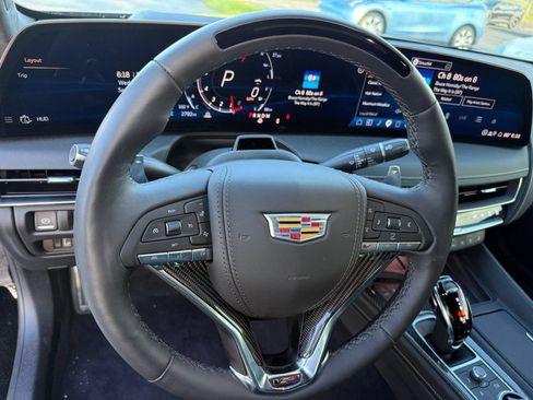 Used 2026 Cadillac CT5 V w/ Technology Package RWD image 11