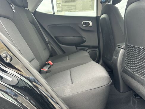 New 2026 Hyundai Venue SE FWD image 16