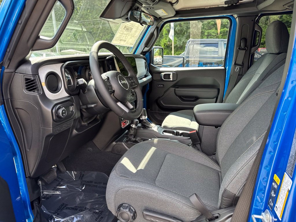 New 2026 Jeep Gladiator Sport AWD/4WD image 14