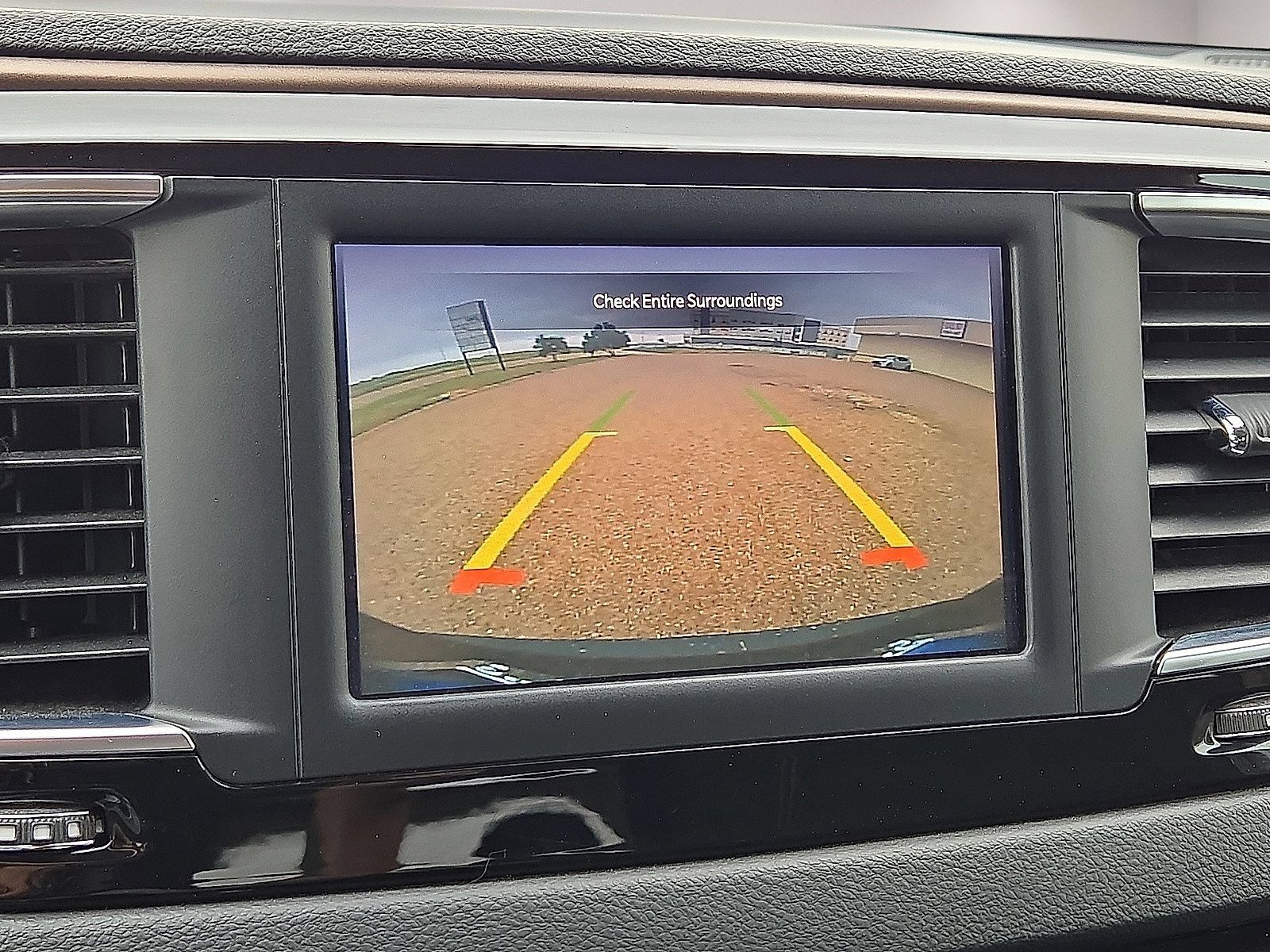 Used 2024 Chrysler Voyager LX FWD image 28