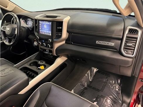 Used 2019 RAM 1500 Laramie AWD/4WD image 14