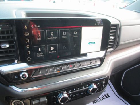 Used 2023 GMC Sierra 1500 SLT image 24