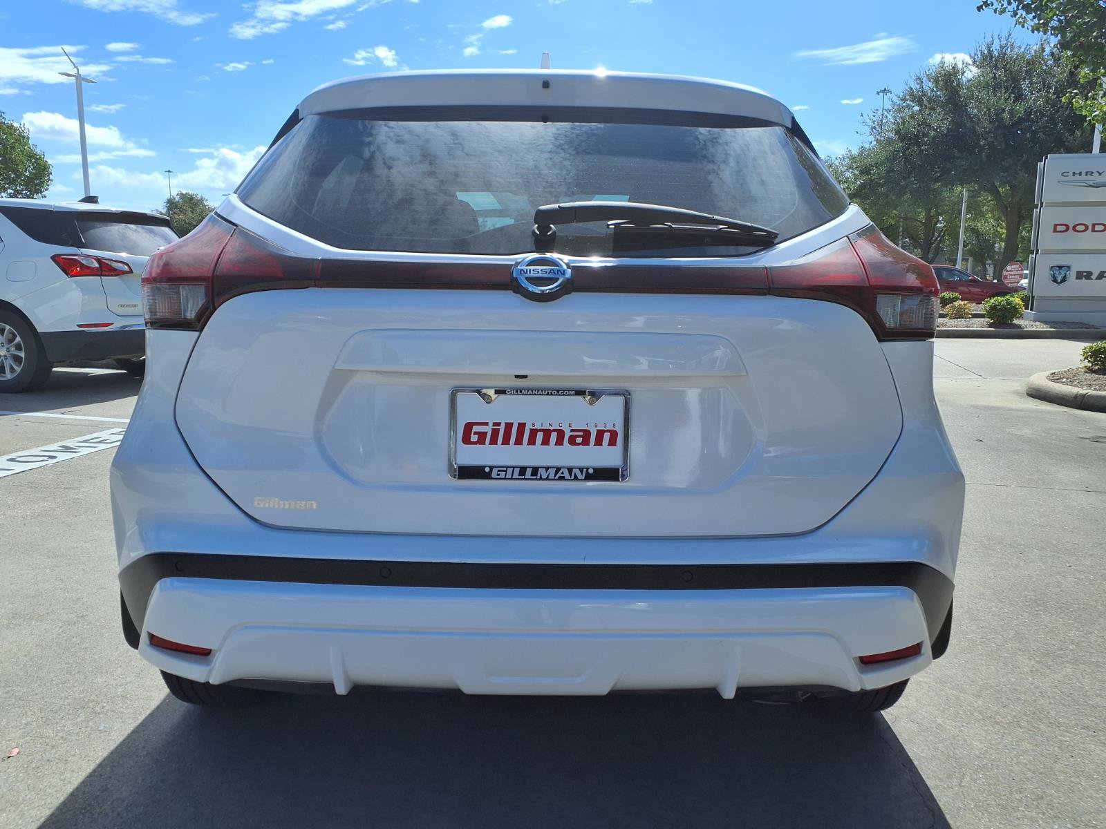 Used 2021 Nissan Kicks S FWD image 25