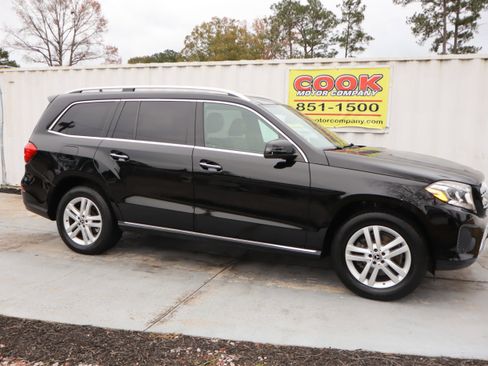Used 2018 Mercedes-Benz GLS 450 4MATIC image 3
