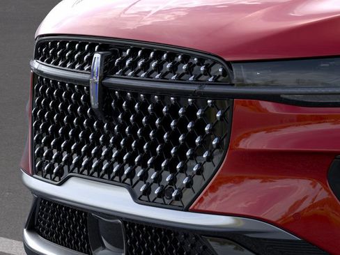 New 2026 Lincoln Nautilus Premier image 17