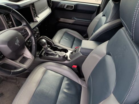 Used 2023 Ford Bronco Outer Banks image 28