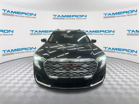 Used 2022 GMC Terrain Denali w/ Denali Premium Package image 8