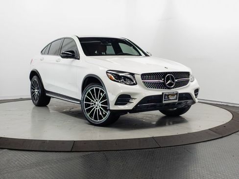 Used 2019 Mercedes-Benz GLC 300 4MATIC Coupe image 1