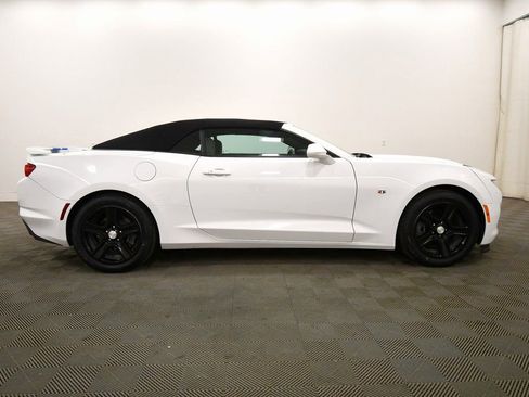 Used 2022 Chevrolet Camaro LT image 9