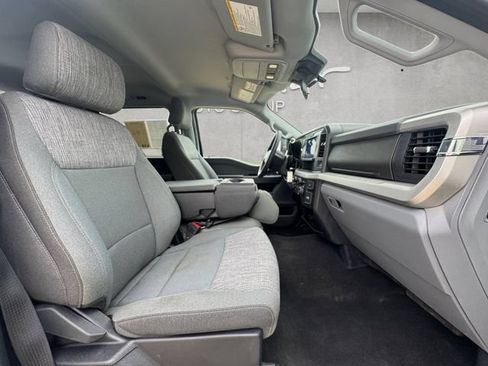 Used 2025 Ford F250 XLT AWD/4WD image 24