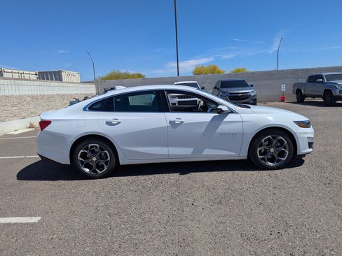 Used 2023 Chevrolet Malibu LT image 5