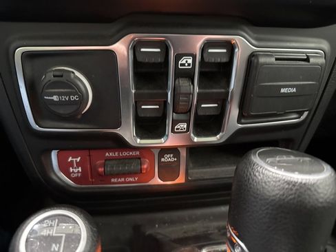 Used 2021 Jeep Gladiator Mojave image 33