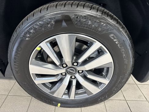 New 2026 Nissan Pathfinder SL AWD/4WD image 11