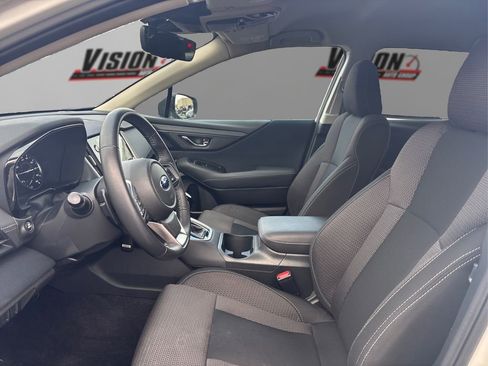 Used 2023 Subaru Outback Premium image 9