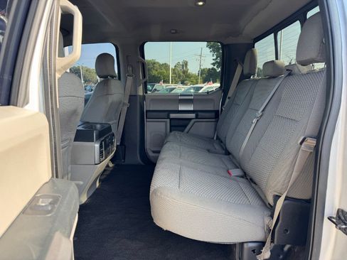 Used 2016 Ford F150 XLT w/ Equipment Group 302A Luxury AWD/4WD image 16