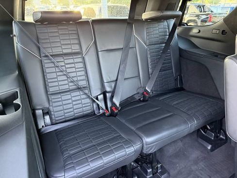 Used 2024 Cadillac Escalade Sport Platinum w/ LPO, Floor Liner Package AWD/4WD image 30