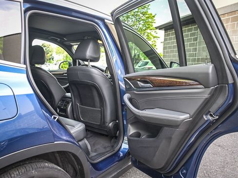 Used 2019 BMW X3 xDrive30i w/ Executive Package AWD/4WD image 15
