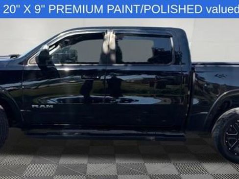 Used 2021 RAM 1500 Laramie AWD/4WD image 7