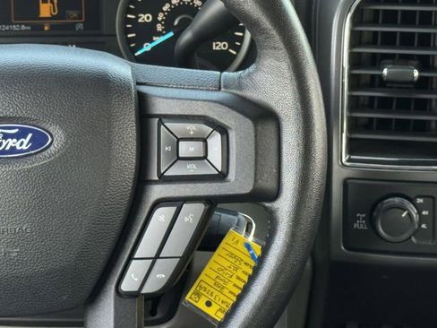 Used 2019 Ford F150 XLT w/ Equipment Group 302A Luxury AWD/4WD image 14