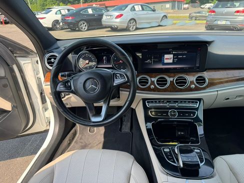 Used 2018 Mercedes-Benz E 300 4MATIC image 16