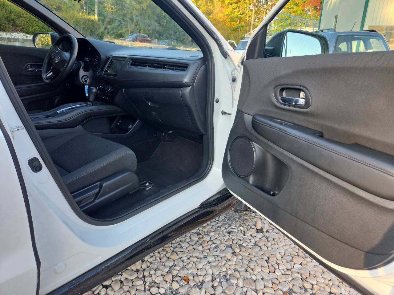 Used 2021 Honda HR-V Sport image 19