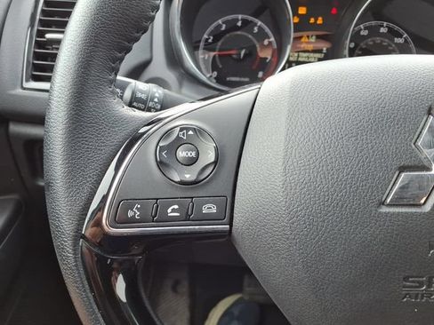 Used 2025 Mitsubishi Outlander Sport AWD image 14
