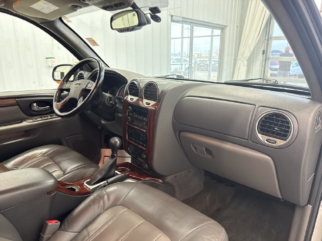 Used 2004 GMC Envoy XL SLT w/ 1SD Preferred Equipment Group AWD/4WD image 27