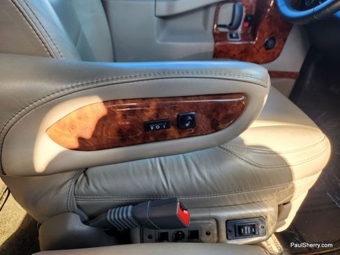 Used 2021 Chevrolet Express 2500 LS w/ Enhanced Convenience Package image 29