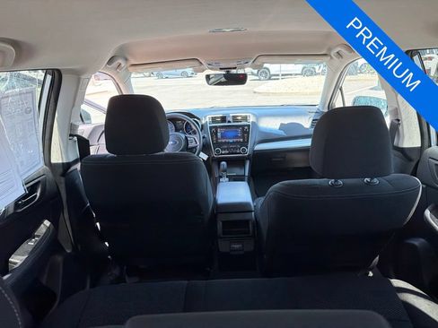 Used 2018 Subaru Outback 2.5i Premium AWD/4WD image 31