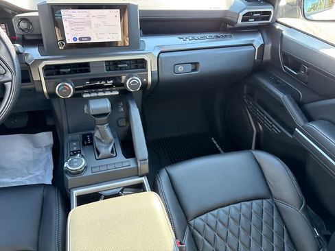 New 2025 Toyota Tacoma SR5 image 5