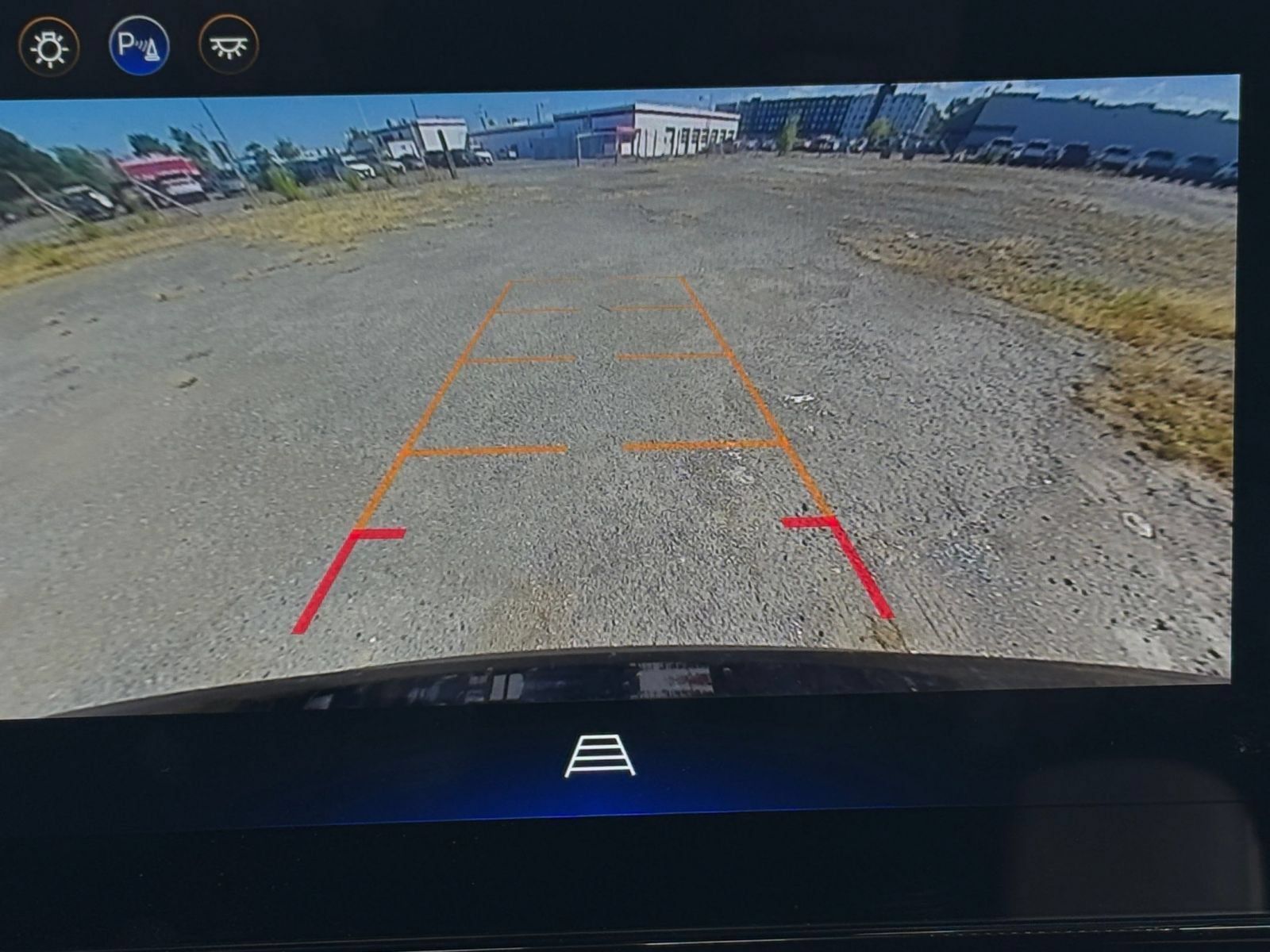 Used 2025 Chevrolet Equinox LT FWD image 21