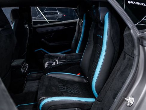 Used 2023 Lamborghini Urus Performante AWD/4WD image 19