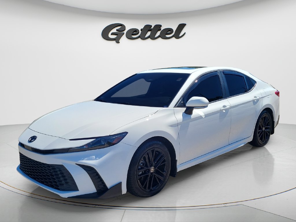 Used 2025 Toyota Camry SE w/ Multimedia Upgrade Package FWD image 1