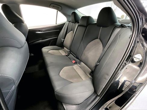 Used 2022 Toyota Camry LE image 25