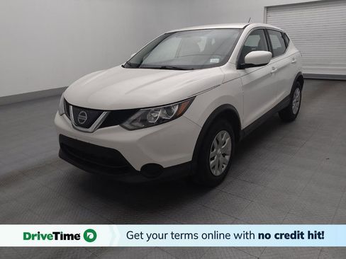 Used 2019 Nissan Rogue Sport S image 1