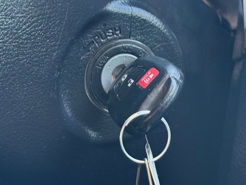 Used 2019 Toyota Tundra Platinum image 21