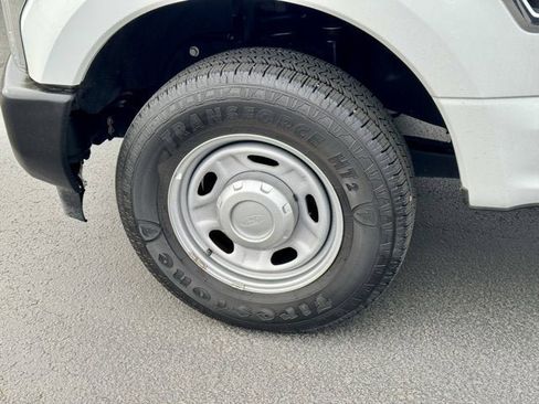 Used 2018 Ford F250 XL w/ Power Equipment Group image 8