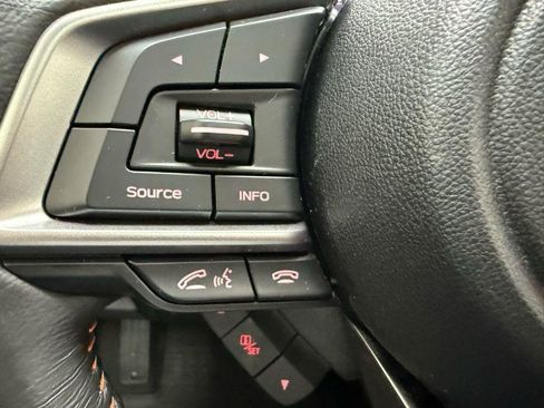 Used 2021 Subaru Crosstrek 2.0i Premium w/ Moonroof Package AWD/4WD image 14