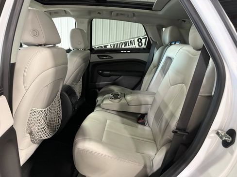 Used 2016 Cadillac SRX Luxury image 28