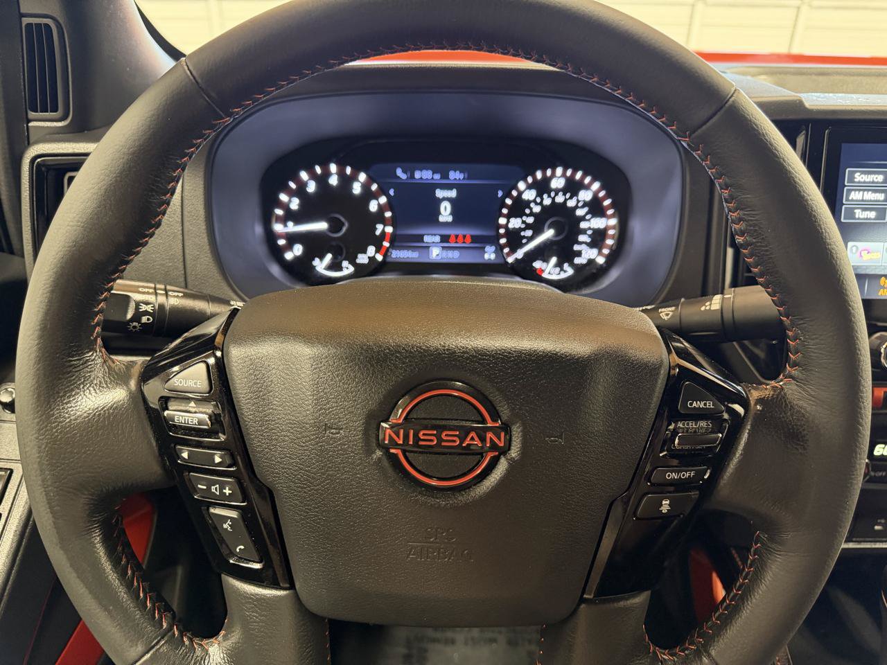 Used 2025 Nissan Frontier PRO-4X w/ Pro Convenience Package AWD/4WD image 14