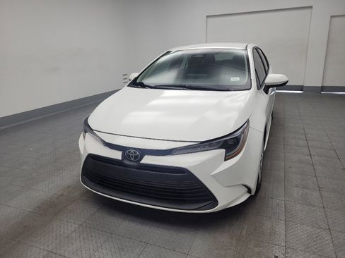Used 2024 Toyota Corolla LE FWD image 15