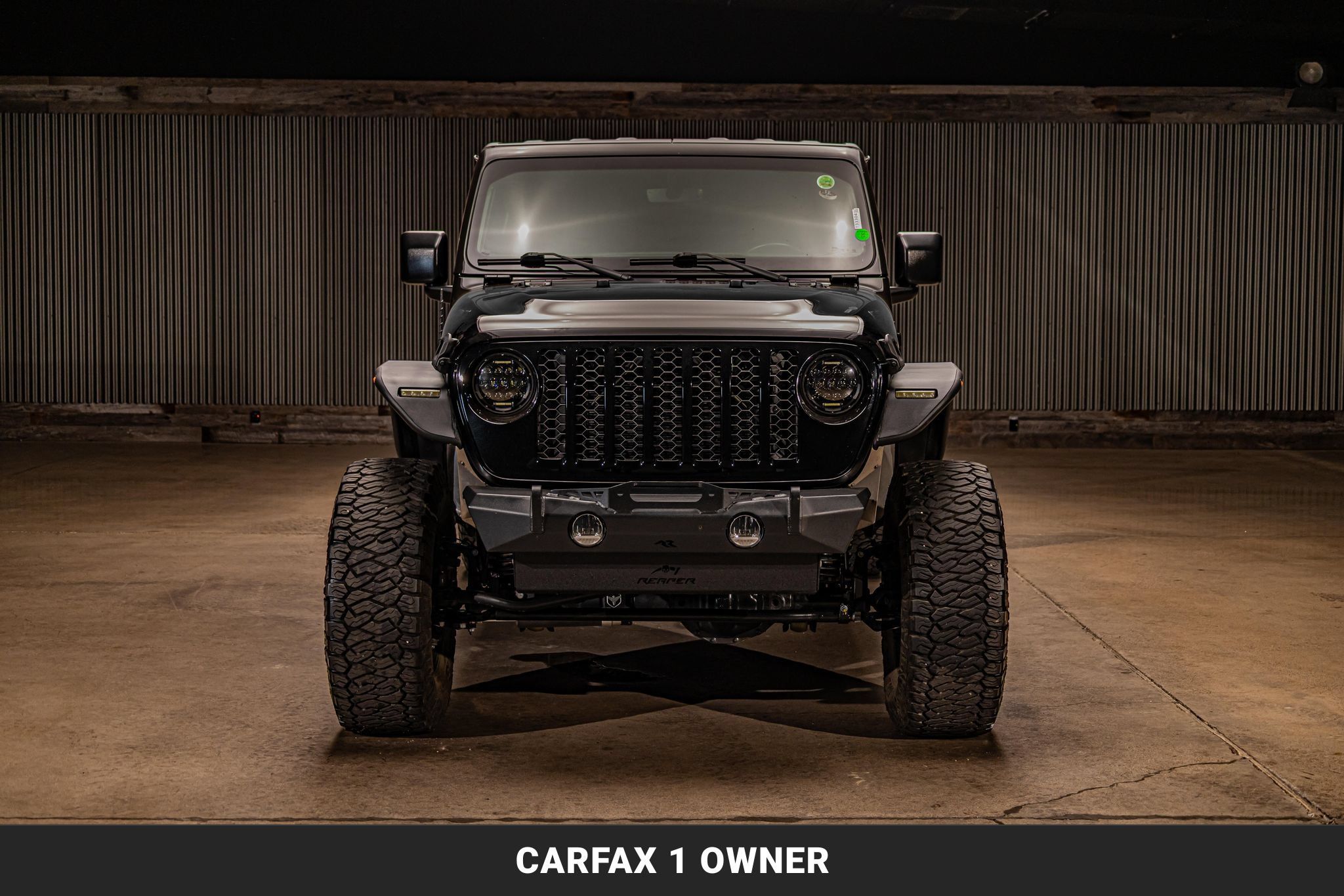 Used 2023 Jeep Gladiator Sport AWD/4WD image 3