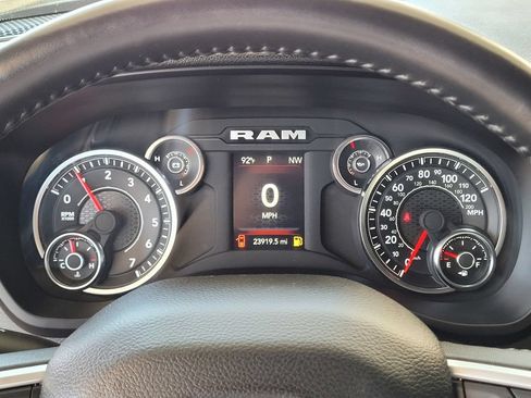 Used 2024 RAM 2500 Big Horn w/ Sport Appearance Package AWD/4WD image 11