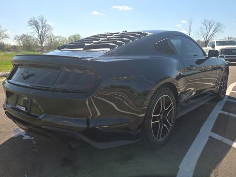 Used 2019 Ford Mustang Coupe w/ Equipment Group 101A RWD image 8